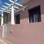 Сasa de vacaciones Pergola House - Typical House