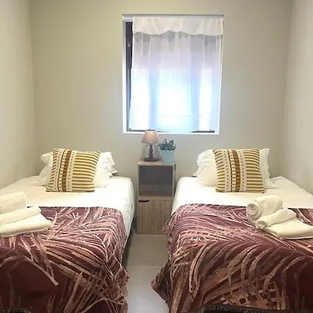 Pergola House - Typical House Porto