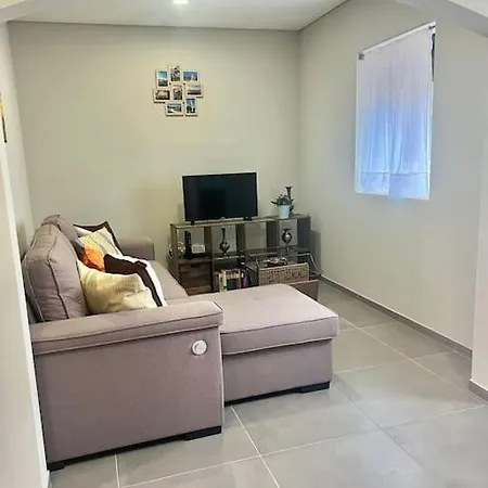 Pergola House - Typical House בית נופש