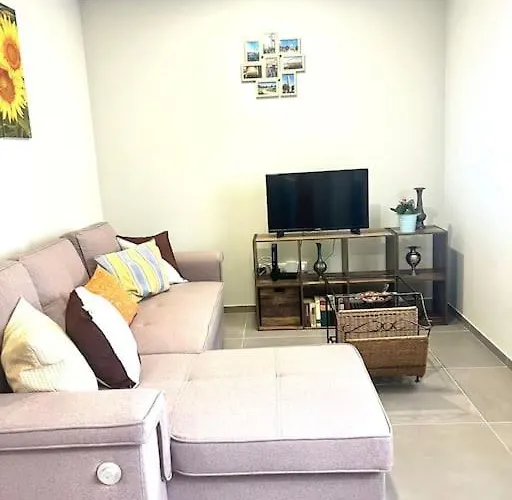 Pergola House - Typical House