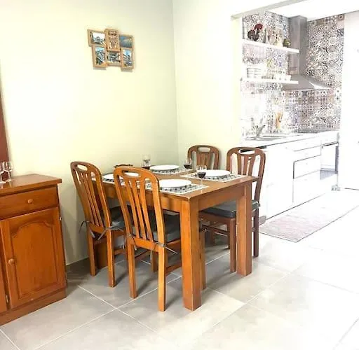 Pergola House - Typical House * Porto