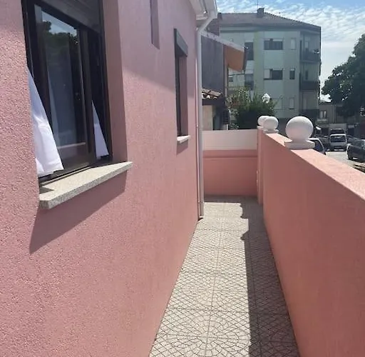 Pergola House - Typical House פורטו